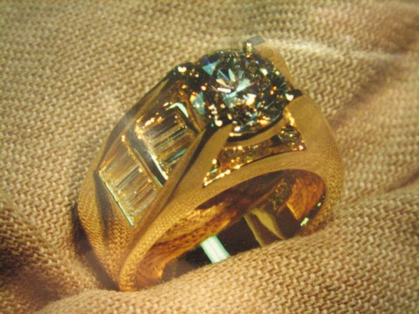 Daimond and 18k Gold Ring