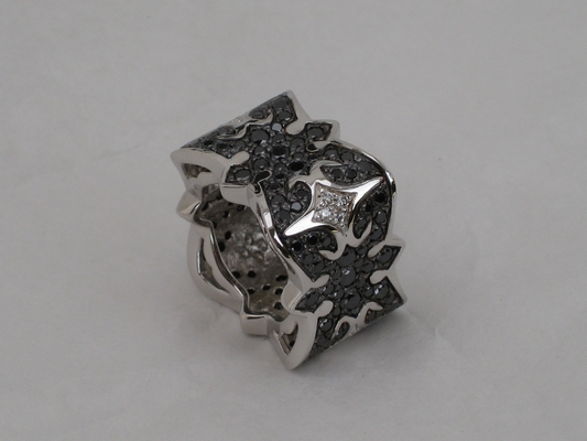 18K White Gold and Black Diamond Ring