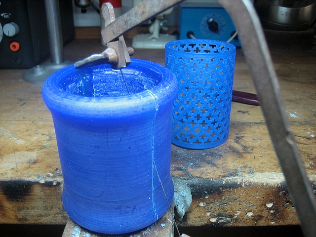 Sawing the outer shell for hollowing